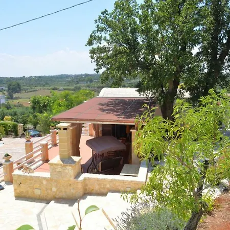 Marilena Ostuni